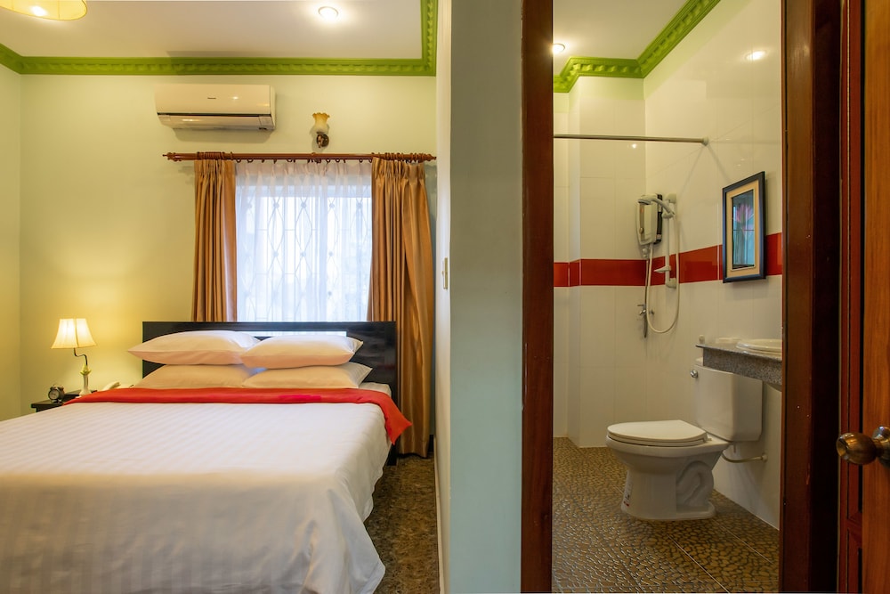 han and daniel villa boutique