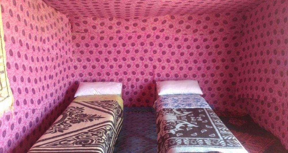 locals under stars trips