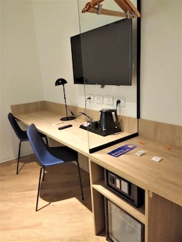 hellosky air rooms and lounge