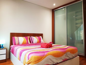 luxury apartment near klcc and city center