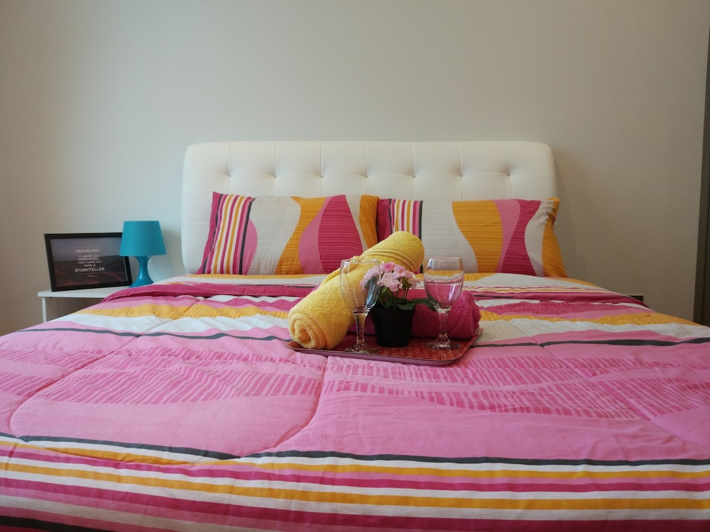 luxury apartment near klcc and city center