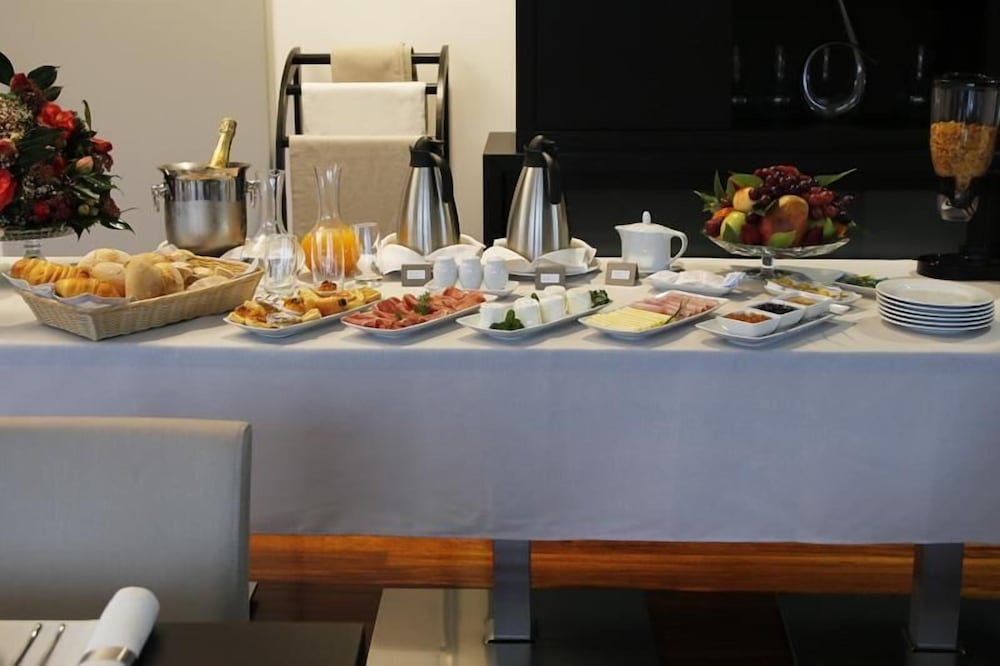 lbv house hotel