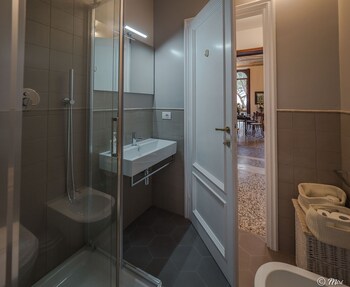 villa montale apartment i limoni