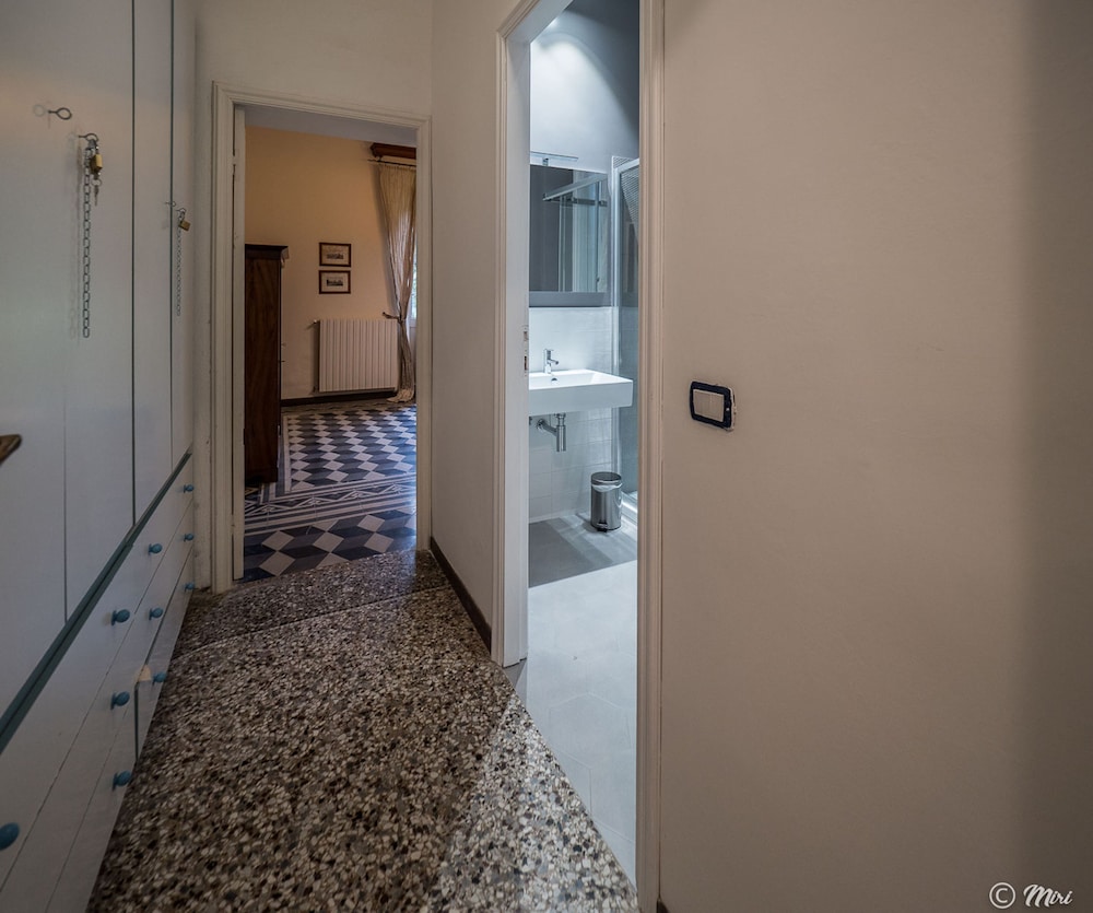 villa montale apartment i limoni