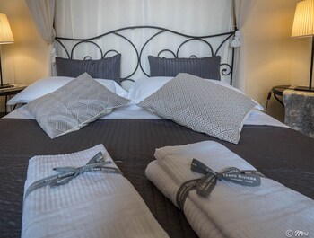 villa montale apartment i limoni