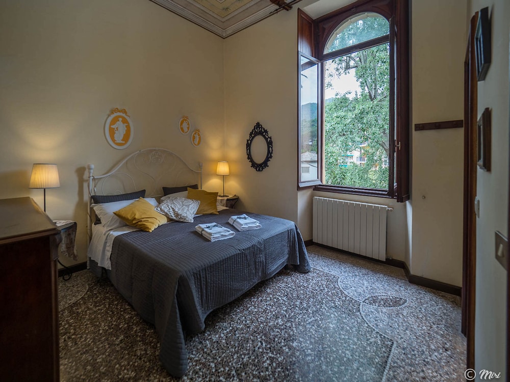 villa montale apartment i limoni