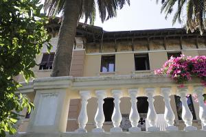 villa montale apartment i limoni