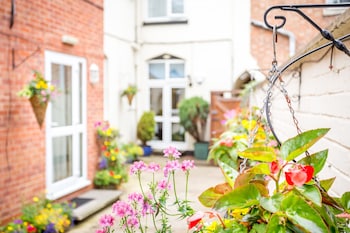 Stratford Studios,Warwickshire>>Stratford-Upon-Avon,0 star