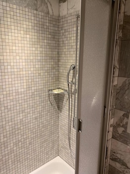 Hotel & Hostel Montarina,Malcantone>>Lugano,2 star