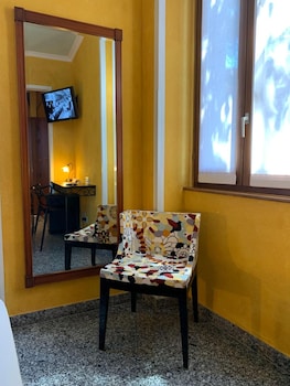 hotel and hostel montarina