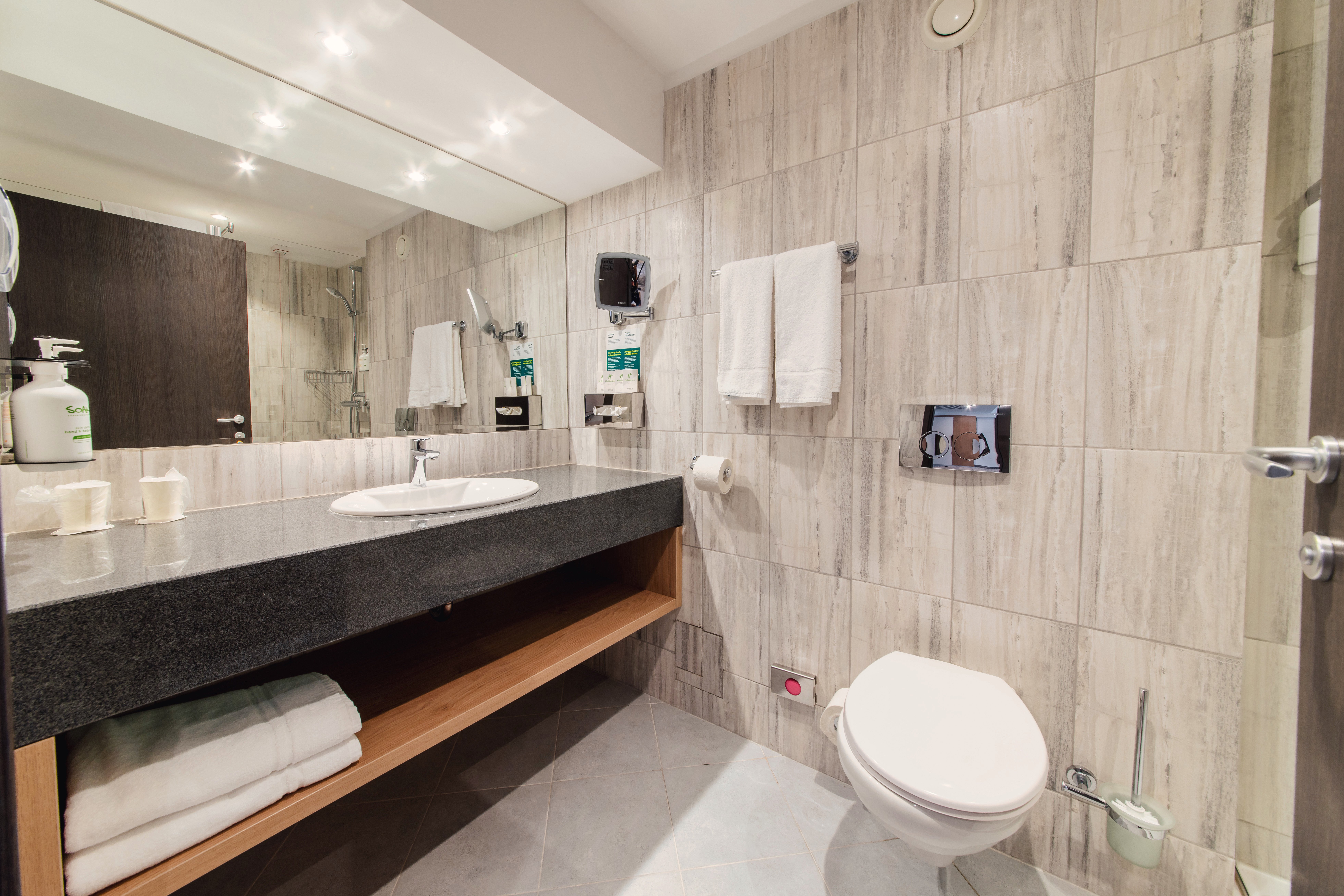 holiday inn bucharest times an ihg hotel
