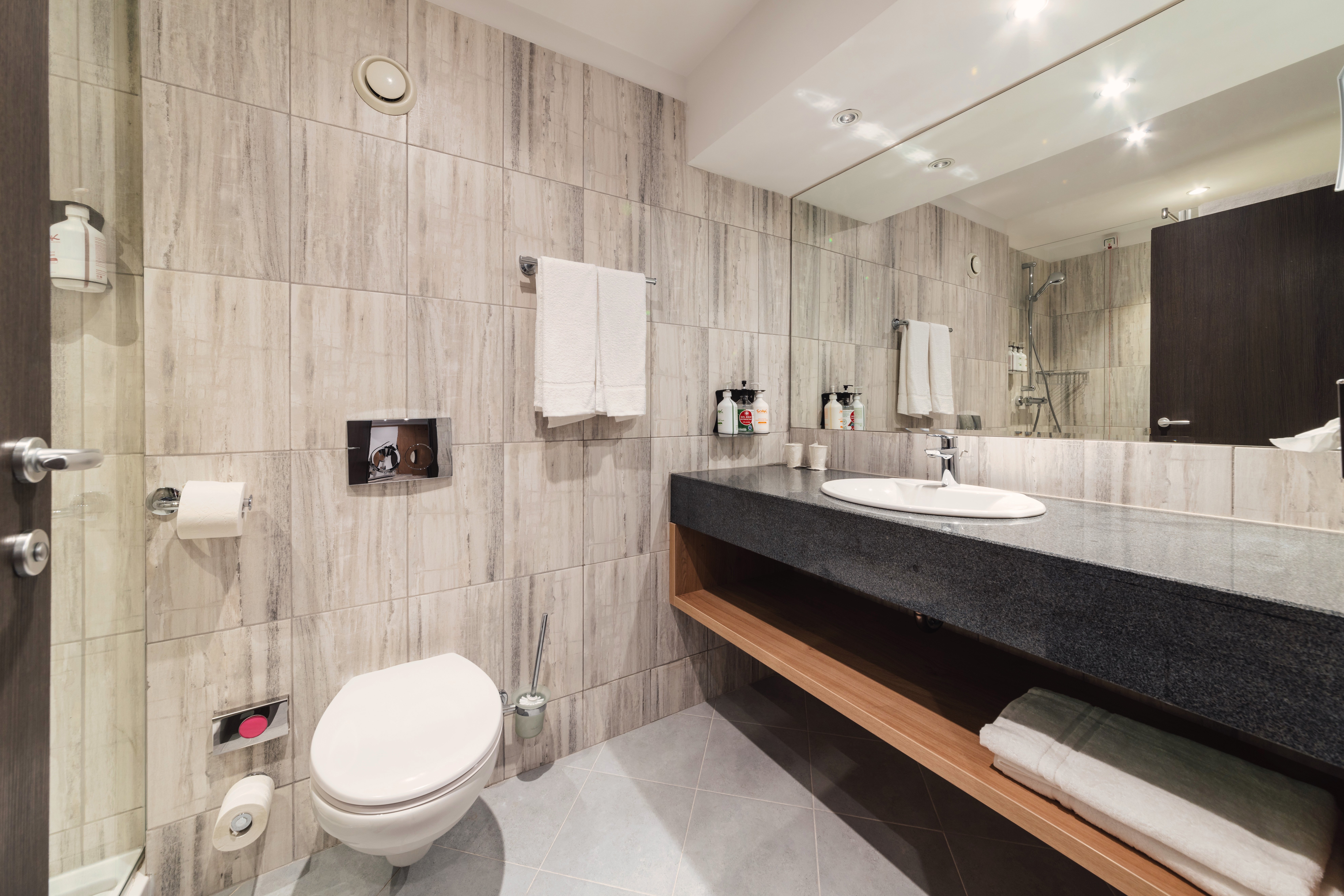 holiday inn bucharest times an ihg hotel