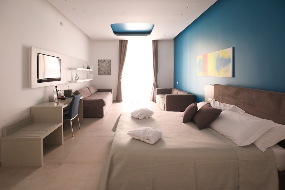 toledo 16 luxury suites