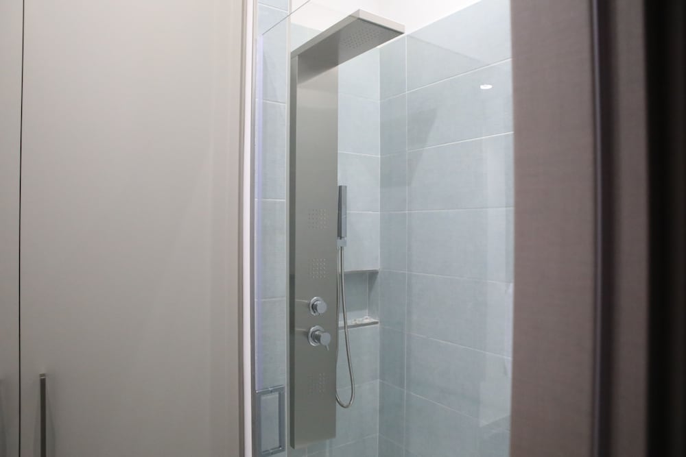 toledo 16 luxury suites