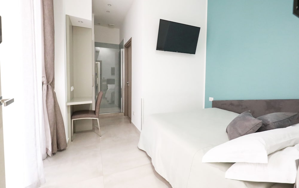 toledo 16 luxury suites