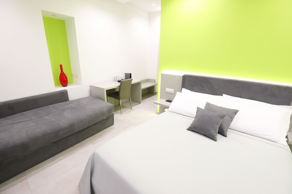 toledo 16 luxury suites