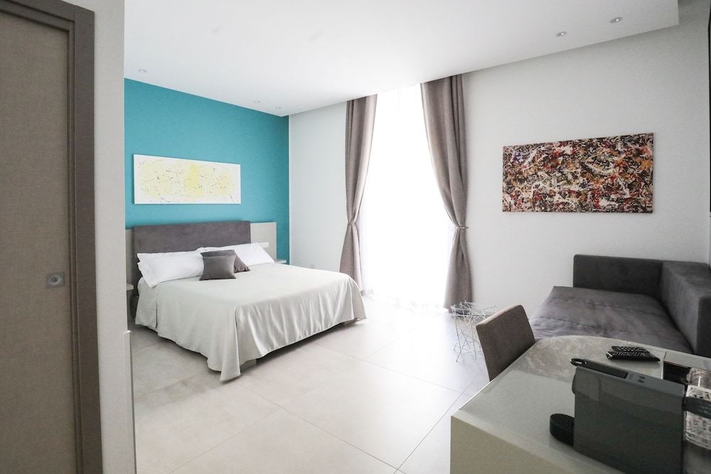 toledo 16 luxury suites