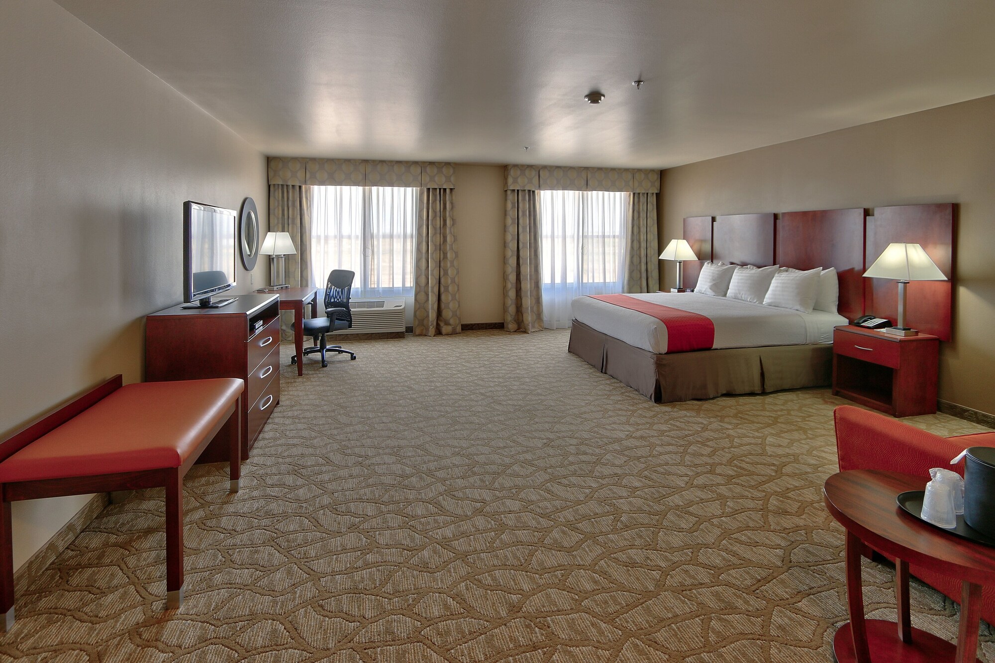 holiday inn roswell by ihg