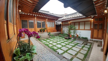 sophia guesthouse