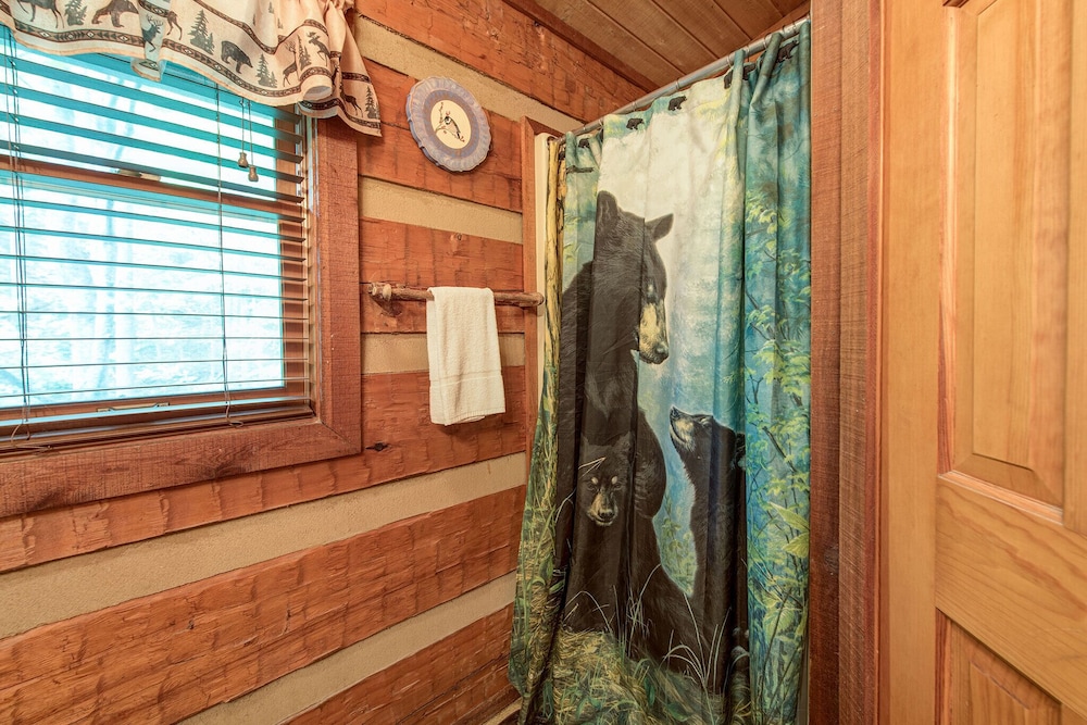 rustic charm by jackson mountain rentals