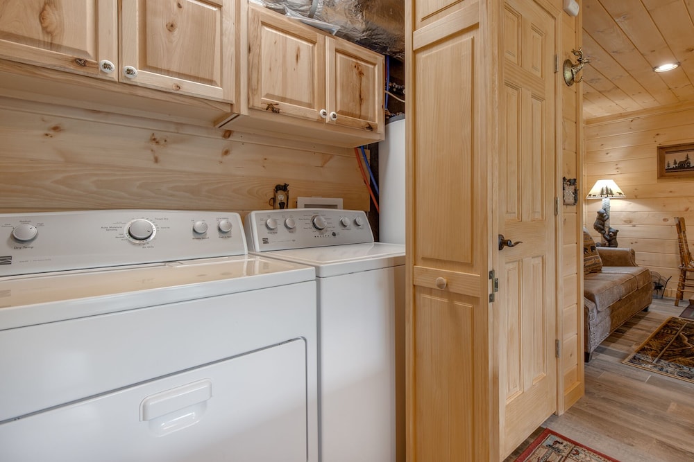 rustic charm by jackson mountain rentals