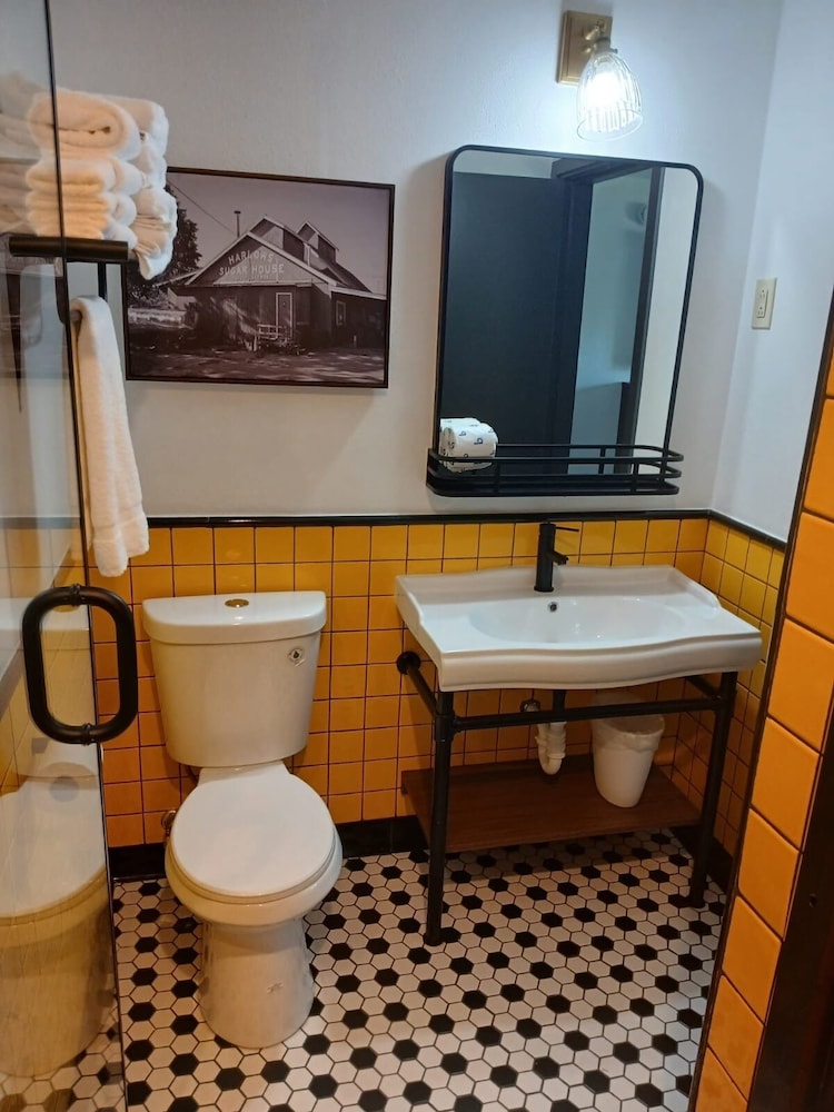 hotel vervana trademark collection by wyndham