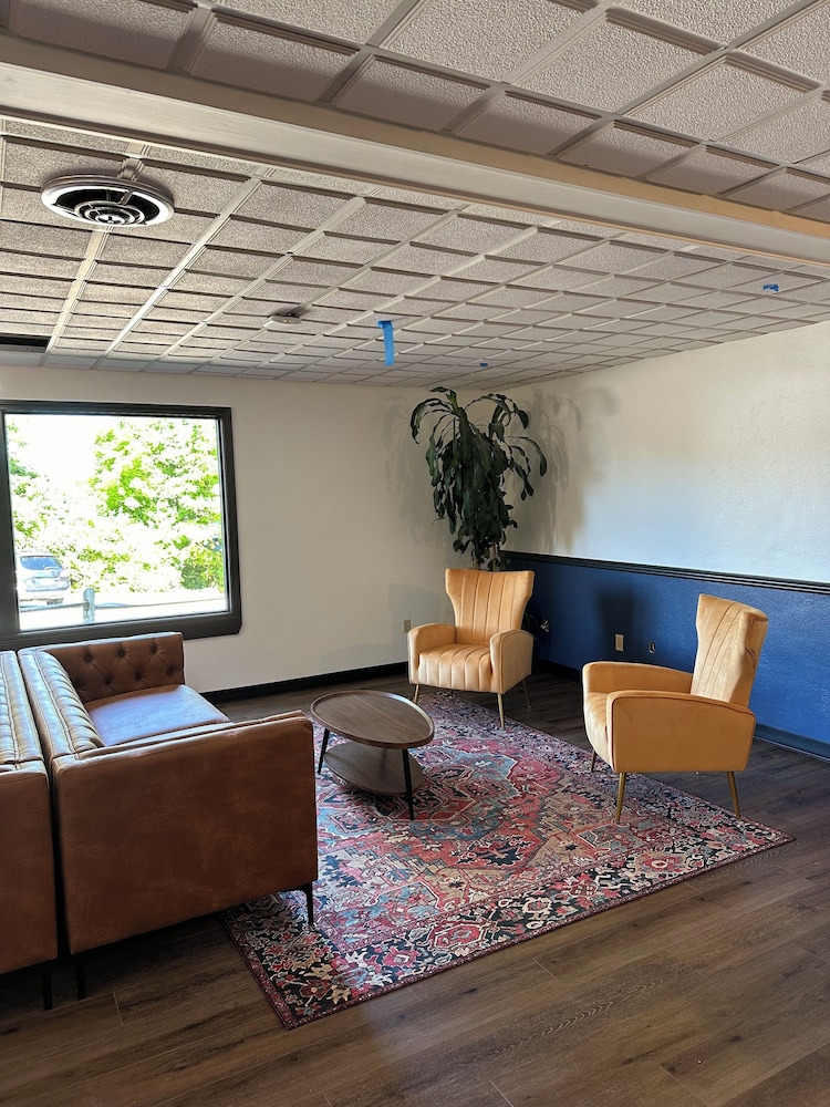 hotel vervana trademark collection by wyndham