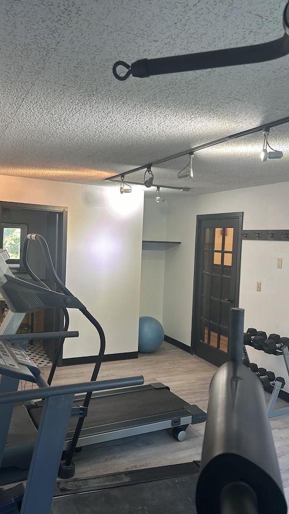 hotel vervana trademark collection by wyndham