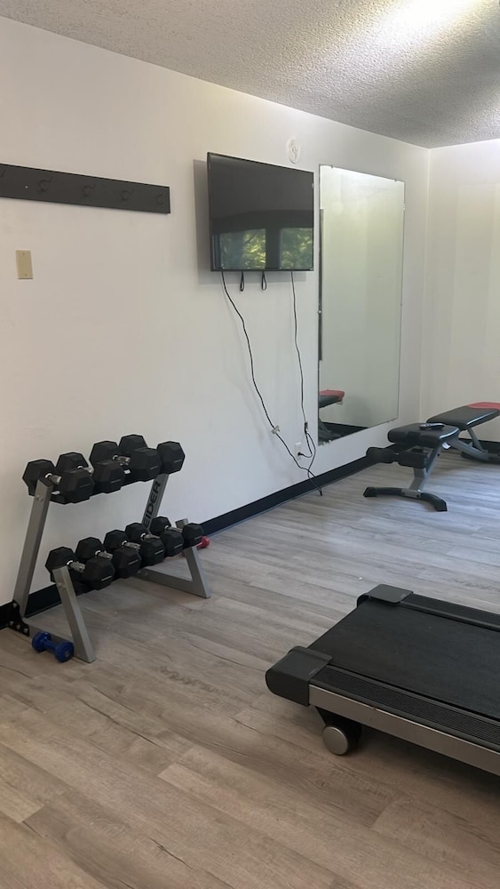 hotel vervana trademark collection by wyndham