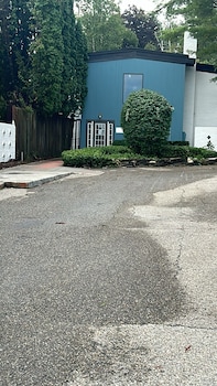 hotel vervana trademark collection by wyndham