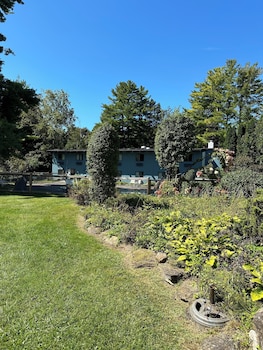 hotel vervana trademark collection by wyndham