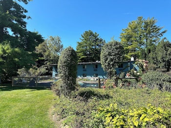 hotel vervana trademark collection by wyndham