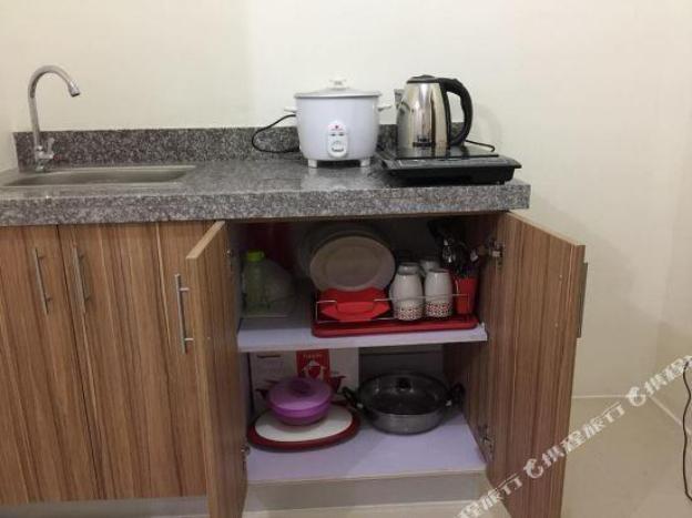 urban deca graceysplace