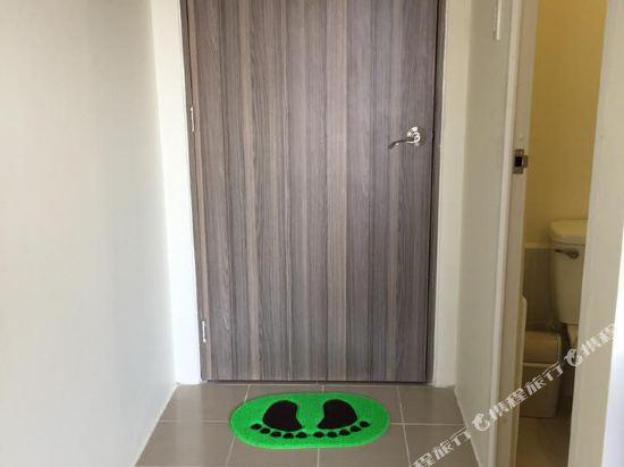 urban deca graceysplace