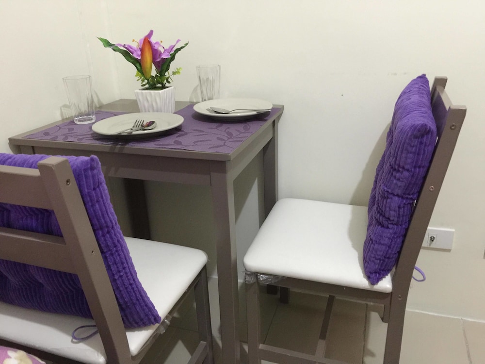 urban deca graceysplace