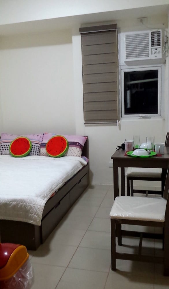 urban deca graceysplace