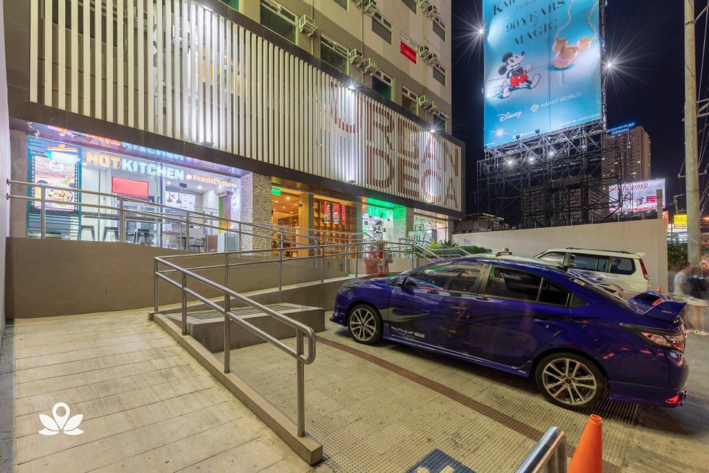 urban deca graceysplace