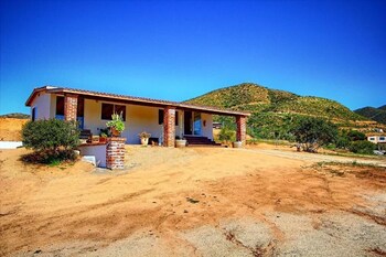 quinta sofia valle de guadalupe adults only