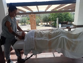 quinta sofia valle de guadalupe adults only