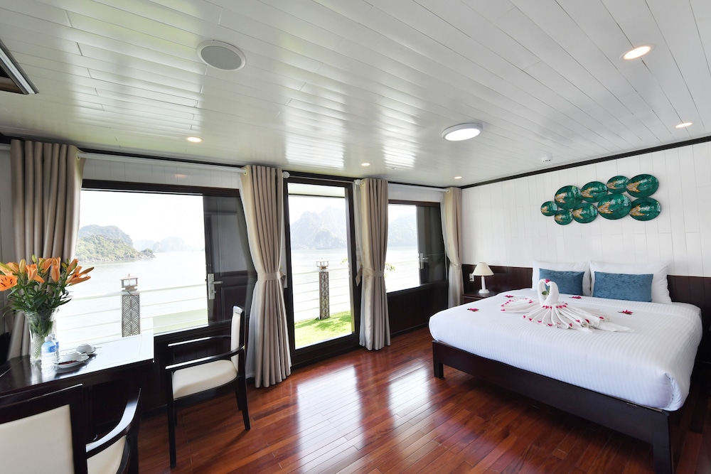 halong sapphire cruise