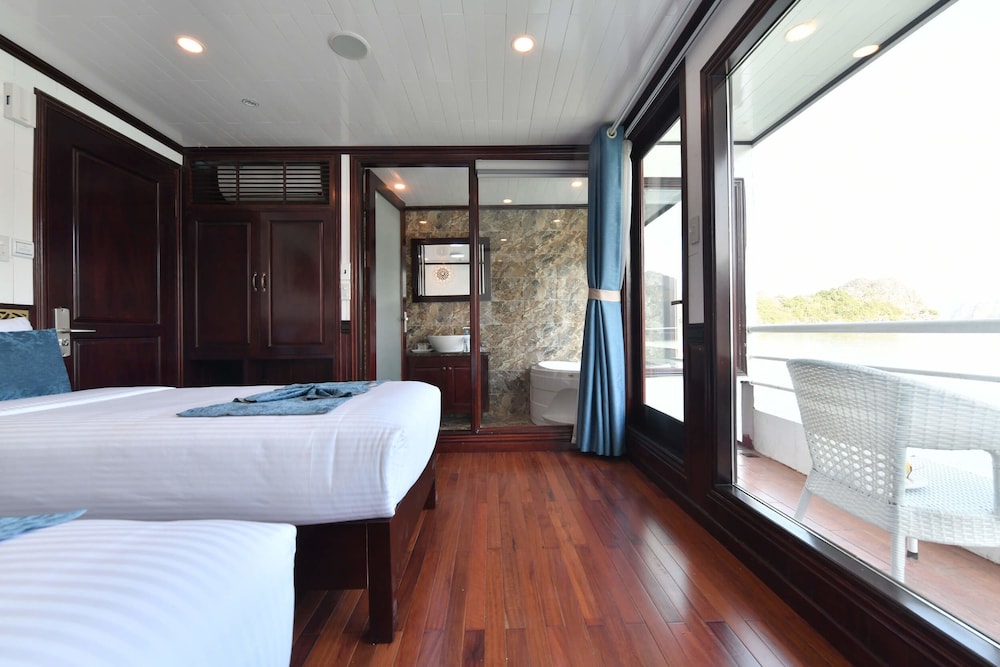 halong sapphire cruise