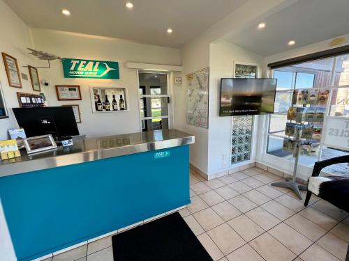 teal motor lodge