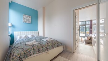 sun and snow miedzyzdrojski rynek