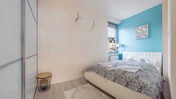 sun and snow miedzyzdrojski rynek