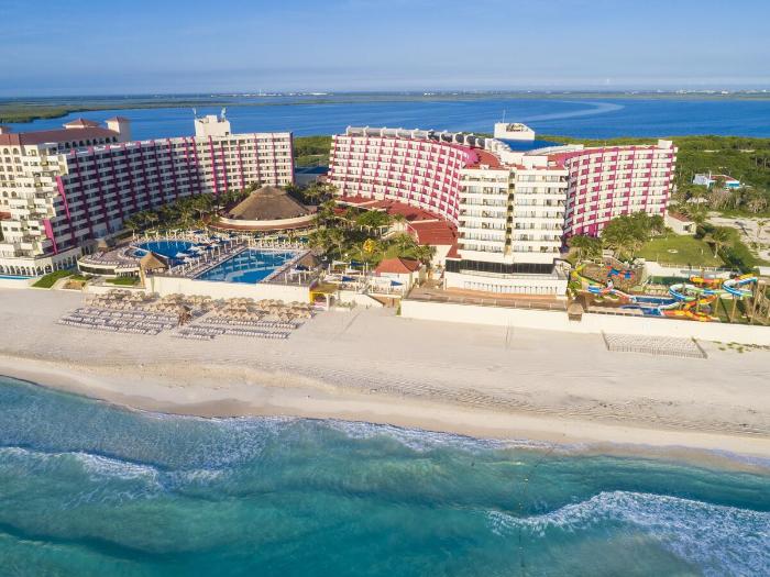 crown paradise club cancun all inclusive