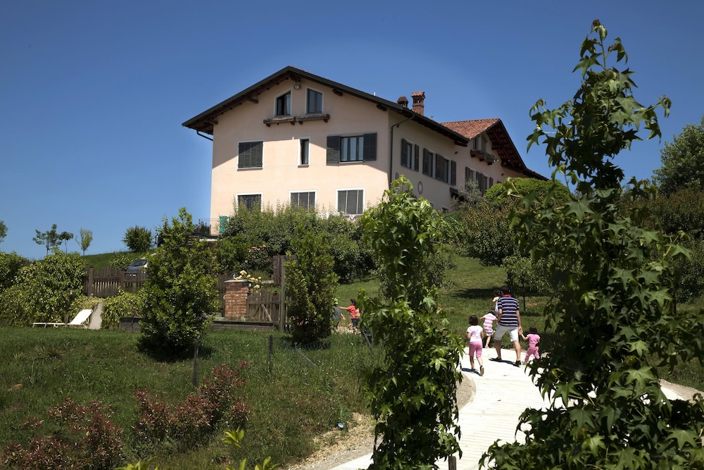 agriturismo cascina papa mora