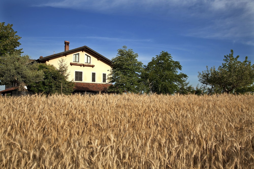 agriturismo cascina papa mora