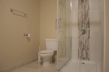 kingston apartment at tres vista