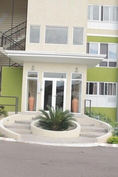 Kingston Apartment At Tres Vista,Kingston>>Jamaica,0 star