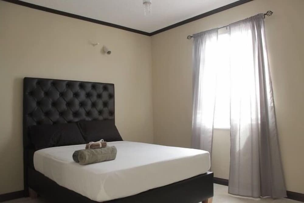 kingston apartment at tres vista